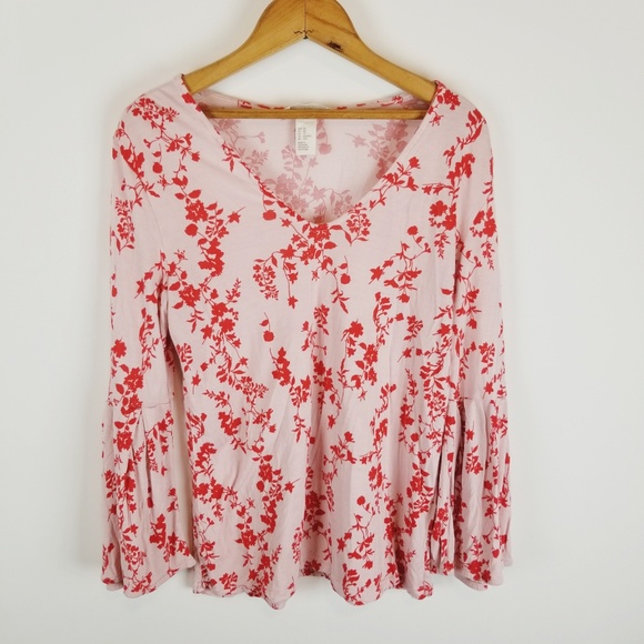 H&M Tops - H&M pink and red floral bell sleeve shirt xs